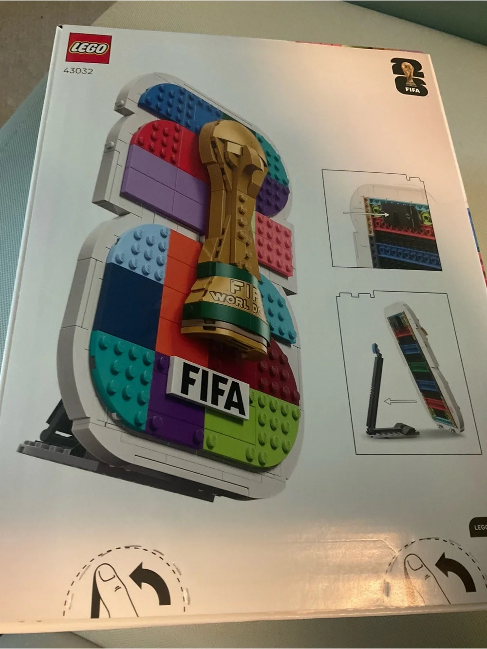 Lego FIFA World Cup Emblem Set New 43032